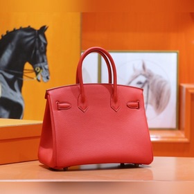 Сумка Hermes Birkin из кожи Togo ярко-красного цвета, полностью с