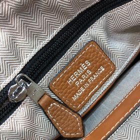 HERMES Новая мужская сумка через плечо Модель： 82364-4 Новая му