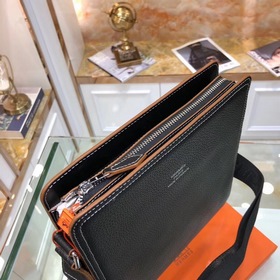 HERMES Мужская сумка через плечо из кожи первого слоя Модель： 823