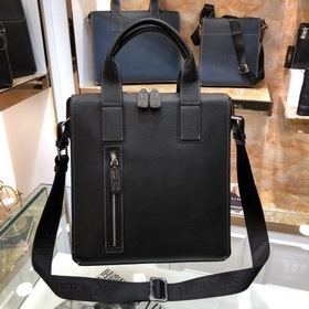 HERMES Мужская сумка через плечо Модель： 82377-3 A Импортная кож