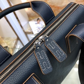 HERMES Мужская сумка через плечо Модель： 82377-3 A Импортная кожа