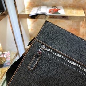 HERMES Мужская сумка через плечо Модель： 82363-4 A Импортная кож