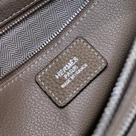 Hermes - Мужская сумка через плечо из телячьей кожи Изготовлена и