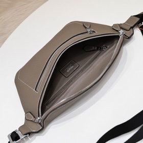 Hermes - Мужская сумка через плечо из телячьей кожи Изготовлена и