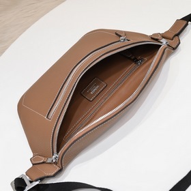 Hermes - Мужская сумка Hermes из телячьей кожи Изготовлена из имп