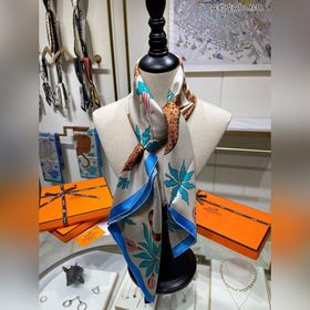 HERMES Двойной шелковый платок с леопардовым узором 90 100% шелк 