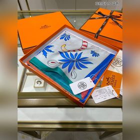 HERMES Двойной шелковый платок с леопардовым узором 90 100% шелк