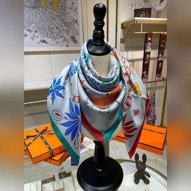 HERMES Двойной шелковый платок с леопардовым узором 90 100% шелк 