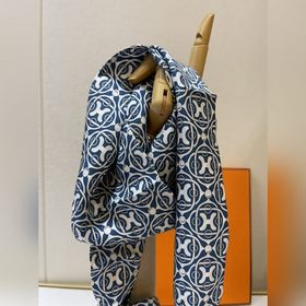HERMES Логотип H виде большой ленты 100% шелк с косой текстурой