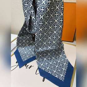 HERMES Логотип H виде большой ленты 100% шелк с косой текстурой