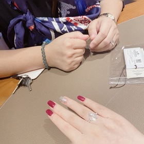 HERMES Два кольца Hermes： одно из белого золота, другое из розов