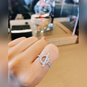 HERMES Два кольца Hermes： одно из белого золота, другое из розов