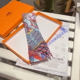 Hermes Tree Branch Song Small Silk Scarf Мягкий и приятный на ощу