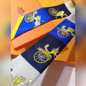 Hermès Twilly, 100% шелк, двойной слой, двусторонняя, дизайн « ».