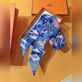 Hermès Twilly, шарф из шелка, 100% шелк, двойной, двусторонний Из