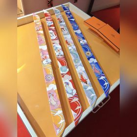 Hermès Twilly, шарф из шелка, 100% шелк, двойной, двусторонний Из
