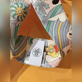 Hermès Twilly, шарф из шелка, 100% шелк, двойной, двусторонний Из