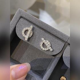 HERMES Hermes наклонные серьги с бриллиантами, изготовленные вруч