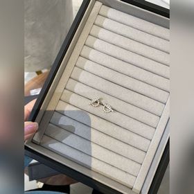 HERMES Hermes наклонные серьги с бриллиантами, изготовленные вруч