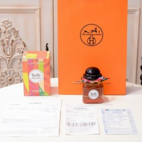 Название бренда： Hermes Шарф Twilly d’Hermes Объем： 85 мл Упако