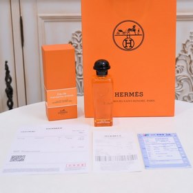Название бренда： Hermès Аромат： Драконий яд Объем： 100 мл Страна