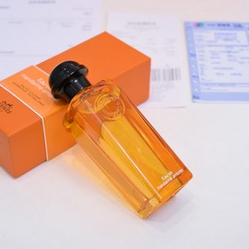 Название бренда： Hermès Аромат： Драконий яд Объем： 100 мл Страна