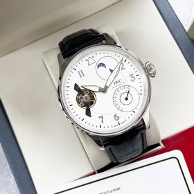 IWC – высококачественные мужские часы с многофункциональным дизай