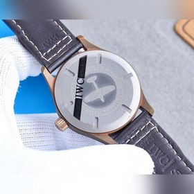 IWC Bronze Pilots Watch Spitfire, полностью автоматический механи