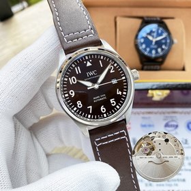 Классические часы IWC Mark XVIII Pilots Watch, диаметр 40 мм Осна