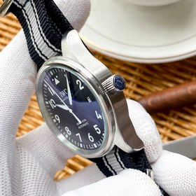IWC Механический часы с полным автоподзаводом и ремешком из нейло