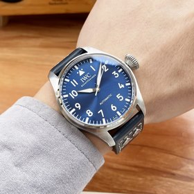 Часы IWC Grand Pilot Этот часовой механизм не только демонстрируе