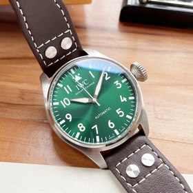Часы IWC Grand Pilot Этот часовой механизм не только демонстрируе