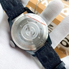 IWC-Международная часовая компания, серия «Пилот» IW329303 В этом