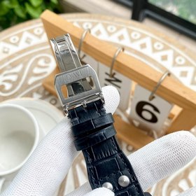 IWC-Международная часовая компания, серия «Пилот» IW329303 В этом
