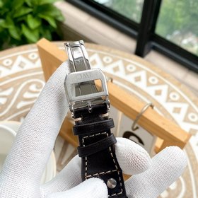 IWC-Международная часовая компания, серия «Пилот» IW329303 В этом