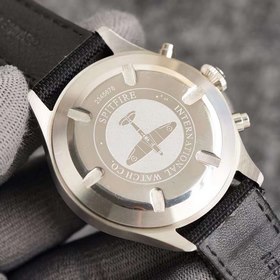 IWC - Серия Pilots Watch Chronograph 44*12 мм Встроенный импортны
