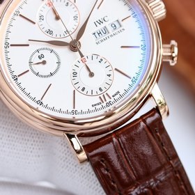 Часы IWC Portofino Chronograph 42 мм x 13,5 мм Корпус часов изгот