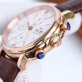 Часы IWC Portofino Chronograph 42 мм x 13,5 мм Корпус часов изгот