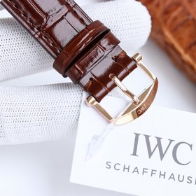 Часы IWC Portofino Chronograph 42 мм x 13,5 мм Корпус часов изгот