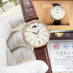 IWC Палермо, модель IW459401 Эта модель с указателем фаз Луны явл