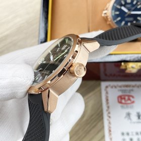 Хронограф из серии IWC Ocean Timer Специальная версия «Жак-Ив Кус
