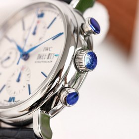 Часы IWC Portofino Chronograph, размер 42 мм x 13,5 мм Корпус час