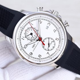 IWC Португалия IW390704 Диаметр 45x14,5 мм С часовым механизмом C