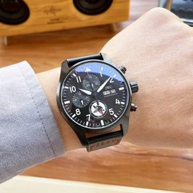 IWC Pilots Watch, 43*13 мм Многофункциональный дизайн, престижный