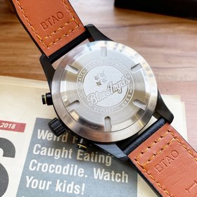 IWC Pilots Watch, 43*13 мм Многофункциональный дизайн, престижный