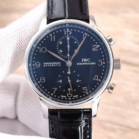 Новое поколение часов IWC Portuguese с прозрачной задней крышкой 