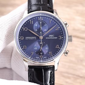 Новое поколение часов IWC Portuguese с прозрачной задней крышкой 