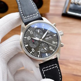 IWC Pilots Watch Chronograph 43*13 мм Многофункциональный дизайн,