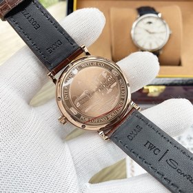 Часы IWC Portofino, модель IW459401 Эти часы с указателем фаз Лун