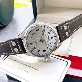 IWC, швейцарский производитель высококачественных часов, представ